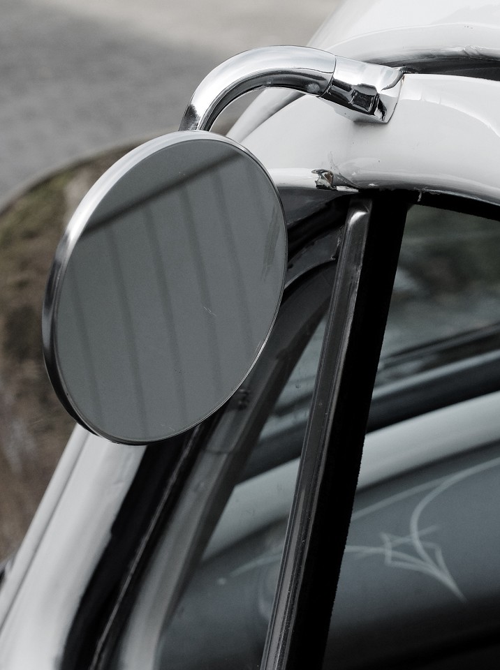 1x Side mirror "Oldstyle" Ø 100 mm metal chrome plated and stainless steel