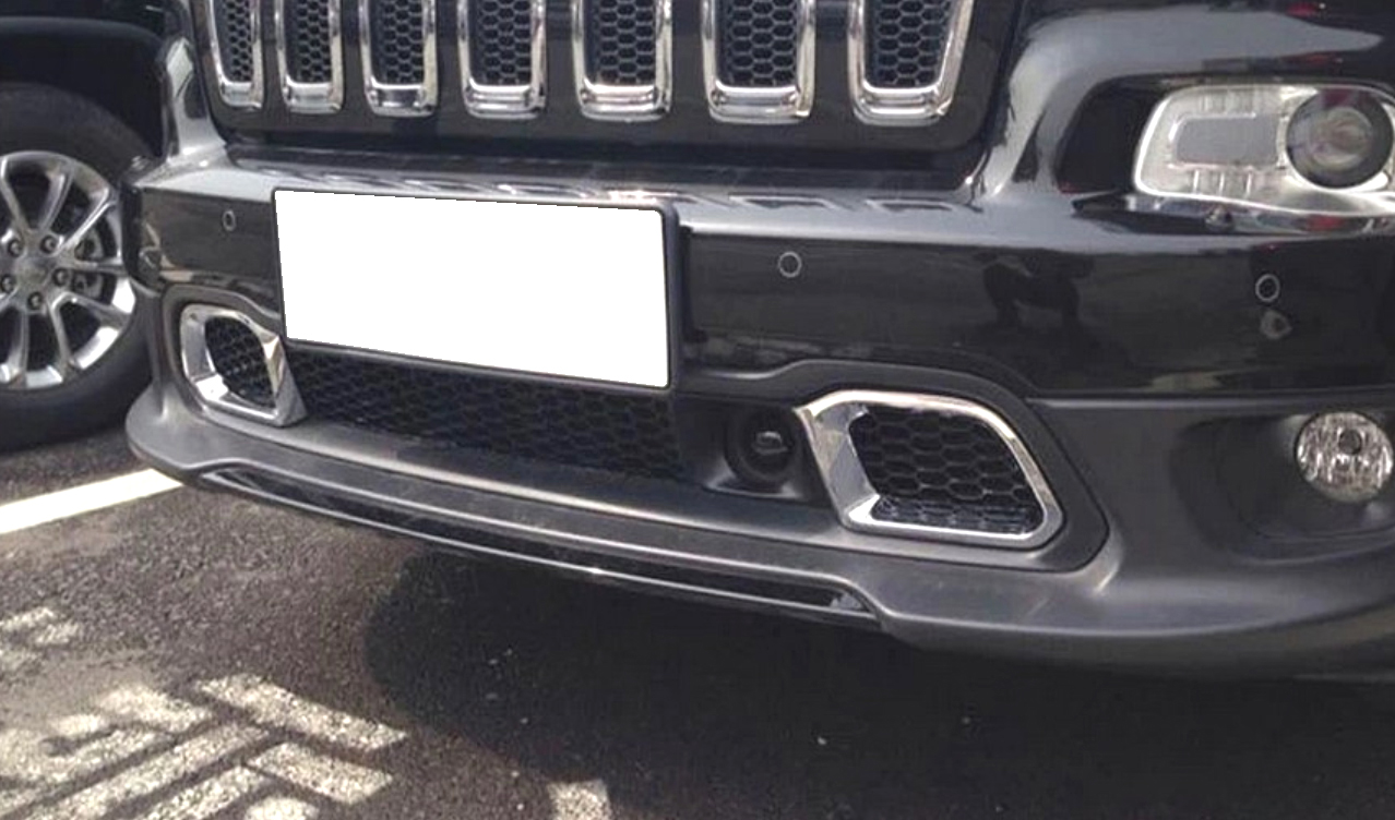 Front lower vent grille chrome-plated plastic fits Jeep Cherokee KL (2013-2018)