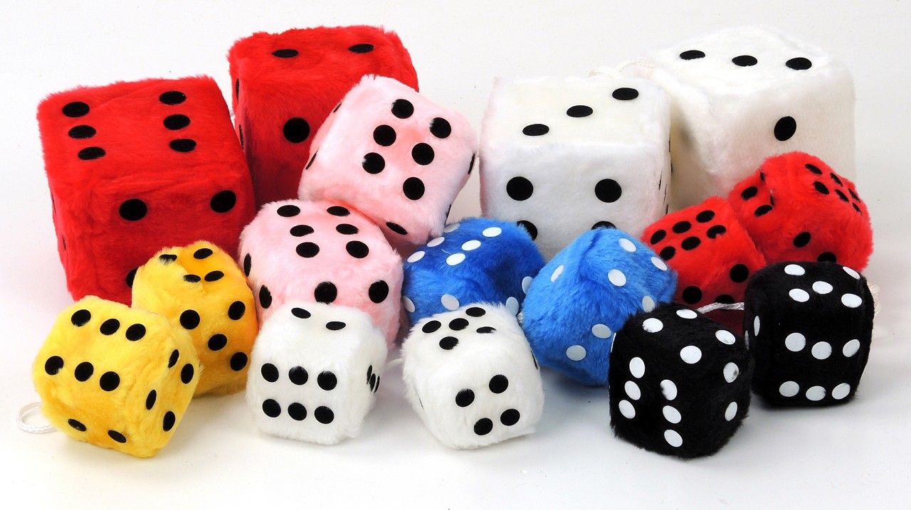 Lucky dice Fuzzy Dice 5 cm pink (4 pieces / 2 pairs)